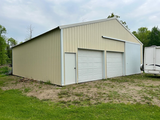 10696 Leaf River Rd, Leaf River Twp, MN 56482 - view of detached garage