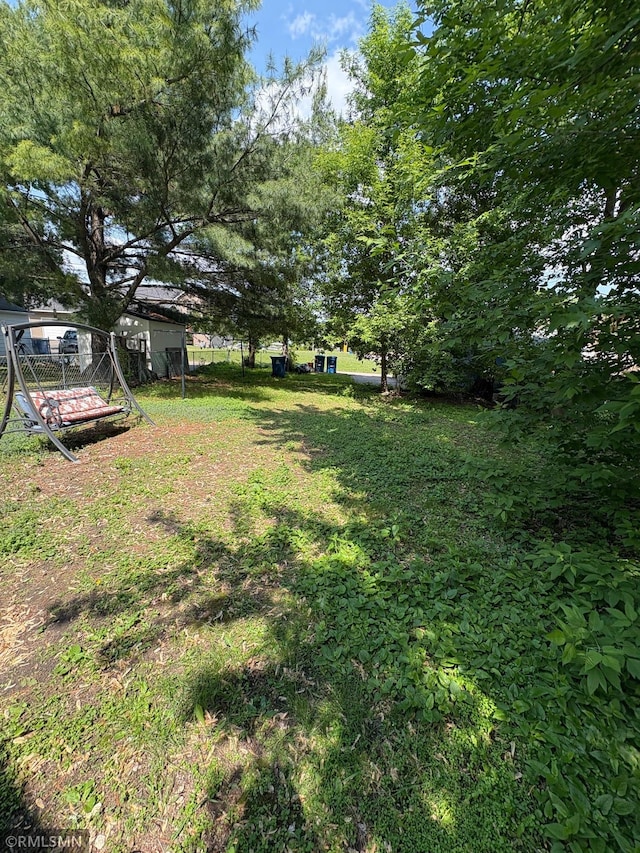 3934 Hubbard Ave N, Robbinsdale, MN 55422 - view of yard