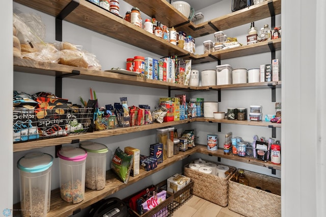4533 38 1/2 Ave N, Reiles Acres, ND 58102 - view of pantry