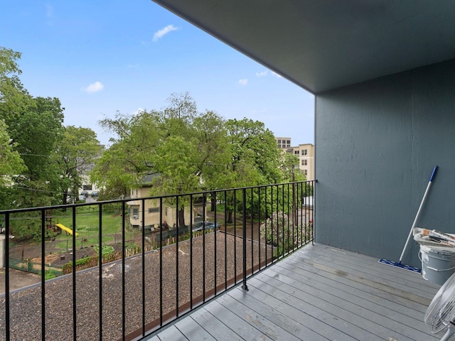 26 Arthur Ave SE Unit 304, Minneapolis, MN 55414 - view of balcony
