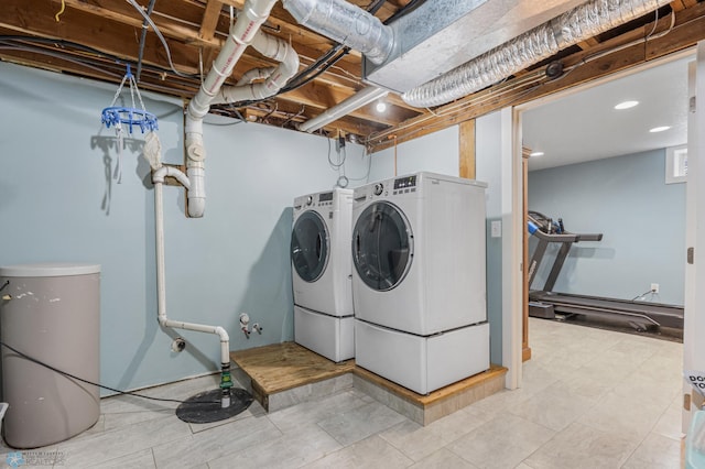 20482 28th Ave N, Cromwell Twp, MN 56549 - laundry area featuring washer and clothes dryer