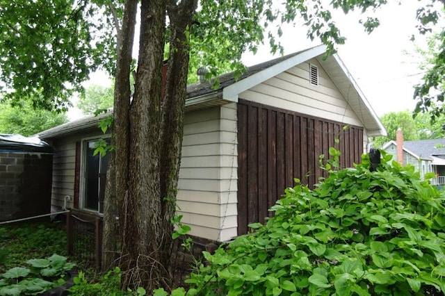 1305 La Crescent St, Campbell Twp, WI 54603 - view of home's exterior