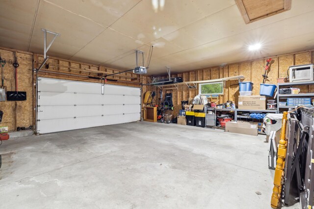 2031 Rose Creek Dr S, Fargo, ND 58104 - garage featuring a garage door opener