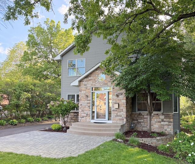 4312 France Ave S, Edina, MN 55410 - view of front facade featuring stone siding