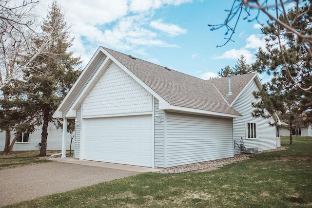 2501 Woodridge Ln, Brainerd, MN 56401 - view of home's exterior with a shingled roof, a yard, and central AC