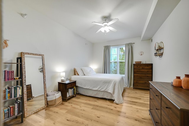 13580 Technology Dr Unit 3222, Eden Prairie, MN 55344 - bedroom featuring light wood-type flooring and ceiling fan