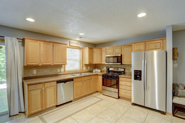 2054 Shryer Ct E, North Saint Paul, MN 55109 - photo 5