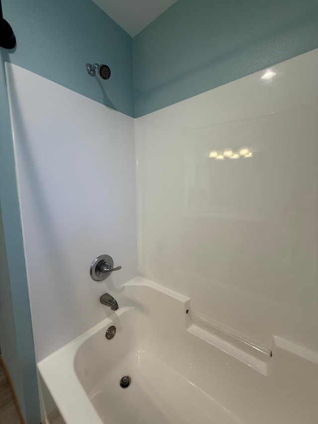 2014 Nelson Dr, Thief River Falls, MN 56701 - full bathroom with shower / bathtub combination