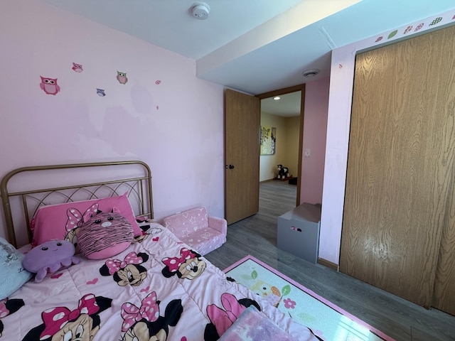 2014 Nelson Dr, Thief River Falls, MN 56701 - bedroom featuring wood finished floors