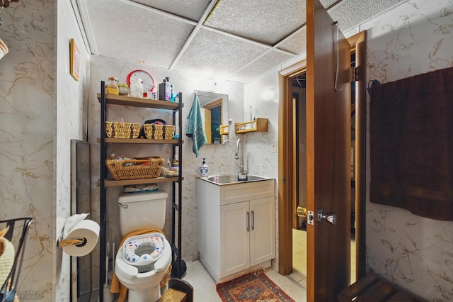 1013 15 1/2 St N, Moorhead, MN 56560 - bathroom with vanity and toilet