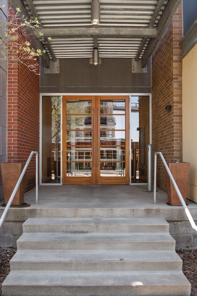2840 Bryant Ave S Unit E303, Minneapolis, MN 55408 - entrance to property with french doors