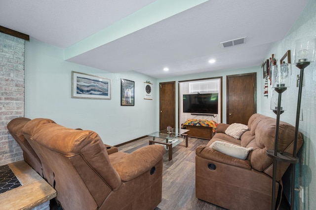 3108 4th Ave, Grand Rapids, MN 55744 - living room with wood finished floors and recessed lighting