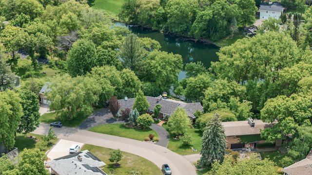 6413 Mendelssohn Ln, Edina, MN 55343 - aerial view of property's location featuring a large body of water