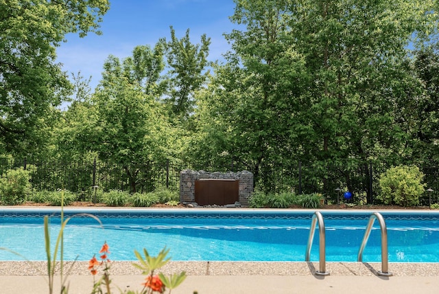6413 Mendelssohn Ln, Edina, MN 55343 - view of swimming pool