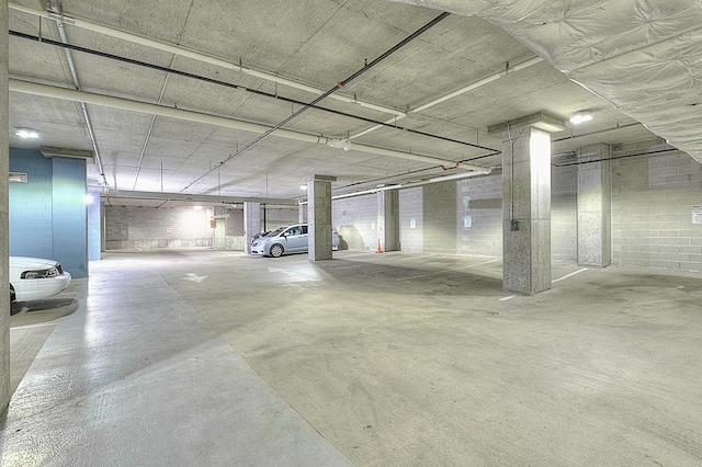 740 Portland Ave Unit 1005, Minneapolis, MN 55415 - view of parking deck