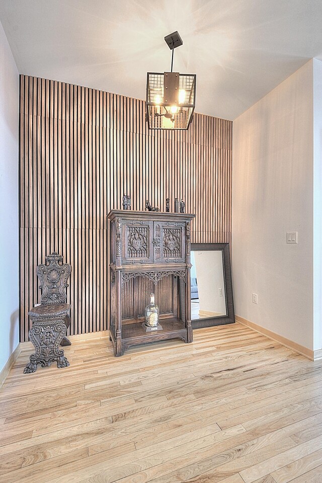 740 Portland Ave Unit 1005, Minneapolis, MN 55415 - detailed view of a chandelier and wood finished floors