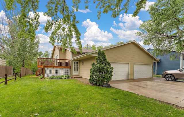 1533 Roundhouse Cir, Shakopee, MN 55379 - view of front of property featuring driveway, a garage, and a wooden deck