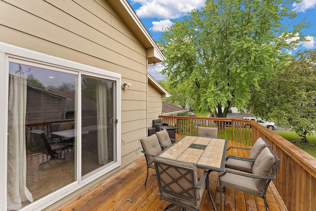 1533 Roundhouse Cir, Shakopee, MN 55379 - wooden terrace with outdoor dining space