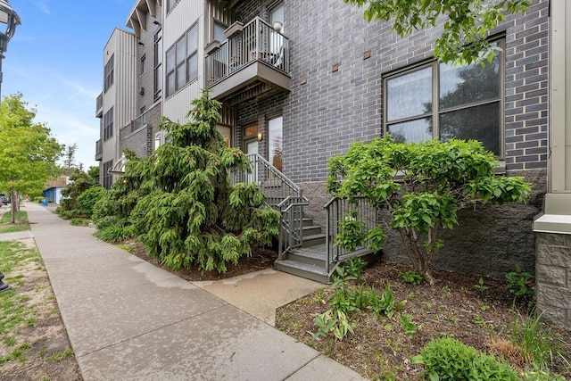 4500 Chicago Ave Unit 103, Minneapolis, MN 55407 - property entrance featuring brick siding