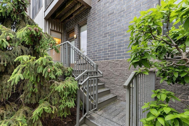 4500 Chicago Ave Unit 103, Minneapolis, MN 55407 - view of staircase