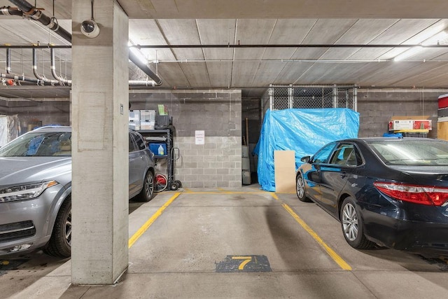 4500 Chicago Ave Unit 103, Minneapolis, MN 55407 - parking garage with concrete block wall