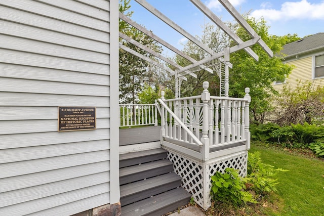 216 Summit Ave, Center City, MN 55012 - wooden terrace with a pergola
