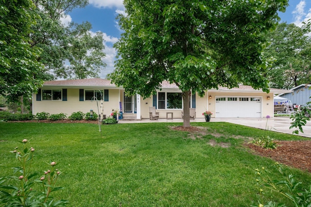 1751 Resthaven Ln, Mound, MN 55364 - single story home featuring driveway, an attached garage, and a front yard