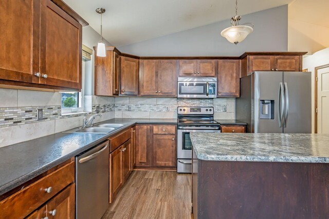 1104 Heron Dr, Mankato, MN 56001 - photo 20
