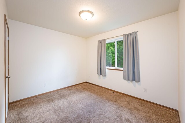 1104 Heron Dr, Mankato, MN 56001 - photo 29