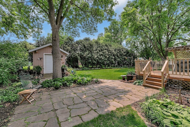 2904 Park Dr, Saint Cloud, MN 56303 - view of patio with a wooden deck and an outdoor structure