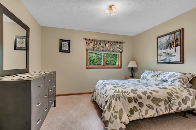 2904 Park Dr, Saint Cloud, MN 56303 - bedroom featuring light colored carpet and a textured ceiling