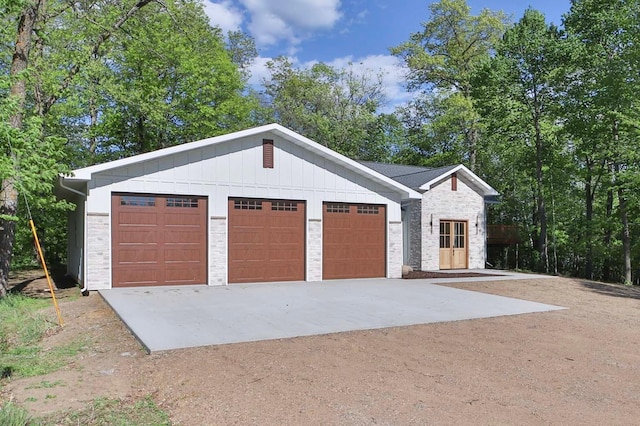 20482 Lord Rd, Center Twp, MN 56465 - view of garage