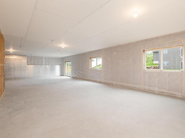 5393 177th St W, Lakeville, MN 55044 - unfurnished room featuring concrete flooring