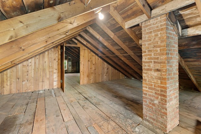 1001 2nd Ave SW, Austin, MN 55912 - view of unfinished attic