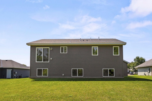 970 Acacia Dr S, Annandale, MN 55302 - rear view of property with a yard