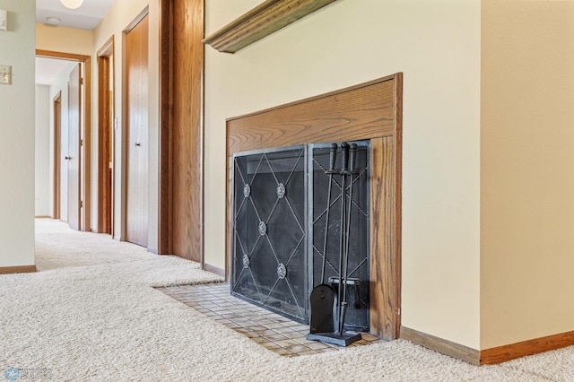 2802 29th Ave S, Moorhead, MN 56560 - detailed view of carpet flooring and baseboards