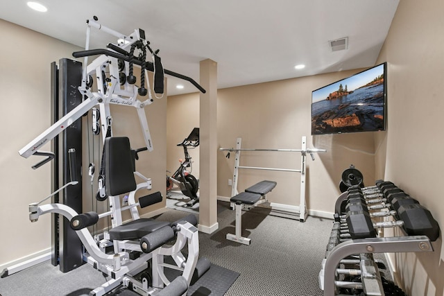 9375 Cold Stream Ln, Eden Prairie, MN 55347 - exercise area featuring baseboards and recessed lighting