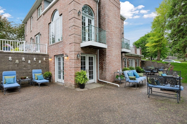 1511 Colleen Ave, Arden Hills, MN 55112 - view of patio / terrace with a balcony