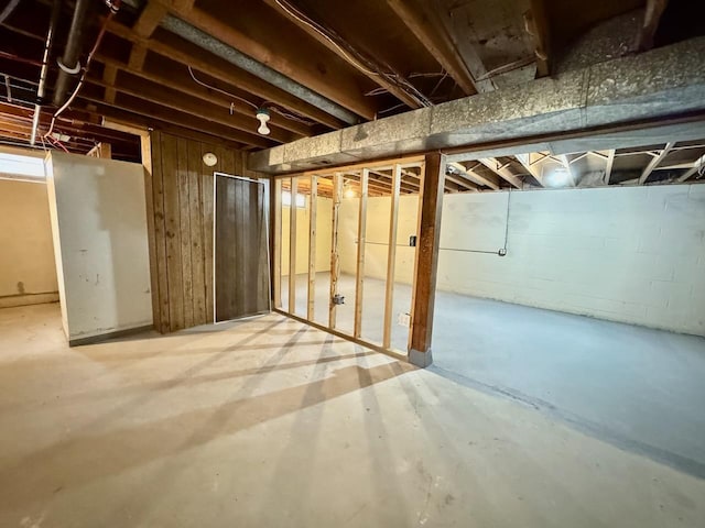 115 1st St SE, Pelican Rapids, MN 56572 - view of unfinished below grade area