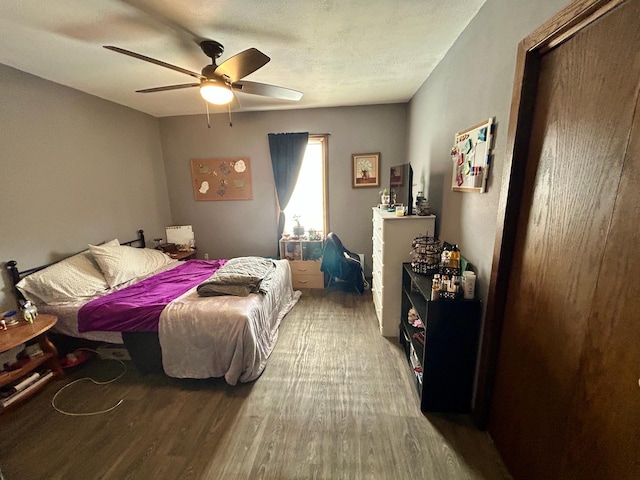 214 2nd St SW, Wadena, MN 56482 - bedroom featuring wood finished floors and a ceiling fan