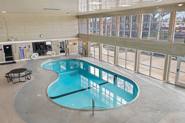 10720 Rockford Rd Unit 113, Plymouth, MN 55442 - view of indoor community pool