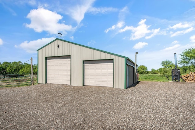 10080 550th St, Rock Creek, MN 55069 - detached garage with driveway