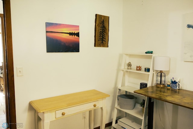 806 E St, Bottineau, ND 58318 - view of office