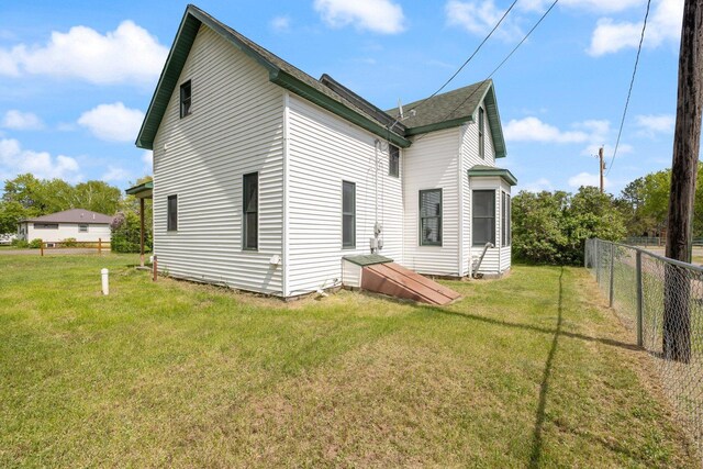 8965 Market St, Sturgeon Lake, MN 55783 - view of back of property