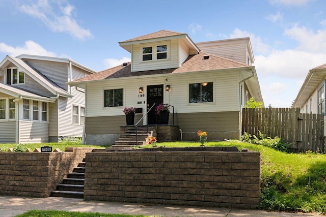 1148 Geranium Ave E, Saint Paul, MN 55106 - view of front of property with a shingled roof
