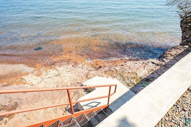 2900 London Rd, Duluth, MN 55804 - water view