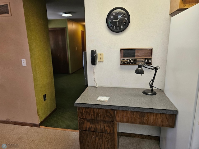 103 4th St S, Fairmount, ND 58030 - view of office space