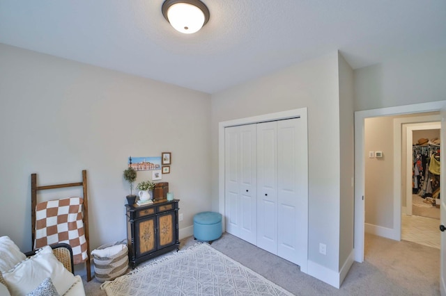 23904 Summer Haven Ln, Nisswa, MN 56468 - sitting room with light colored carpet and baseboards