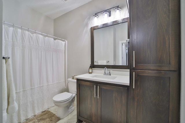 23904 Summer Haven Ln, Nisswa, MN 56468 - bathroom with toilet, vanity, and curtained shower
