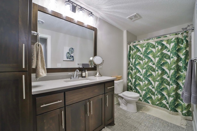 23904 Summer Haven Ln, Nisswa, MN 56468 - full bathroom featuring vanity, toilet, a textured ceiling, and curtained shower